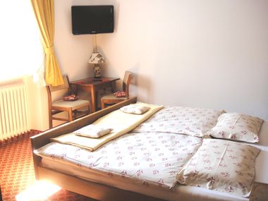 Garni Toni