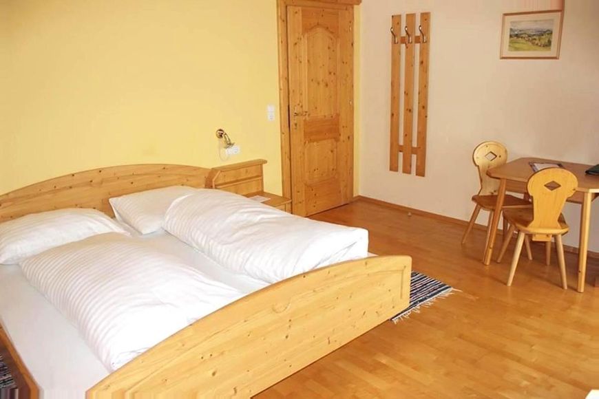 Apartm&aacute;n - 4 os. (cca 40 m&sup2;), BS