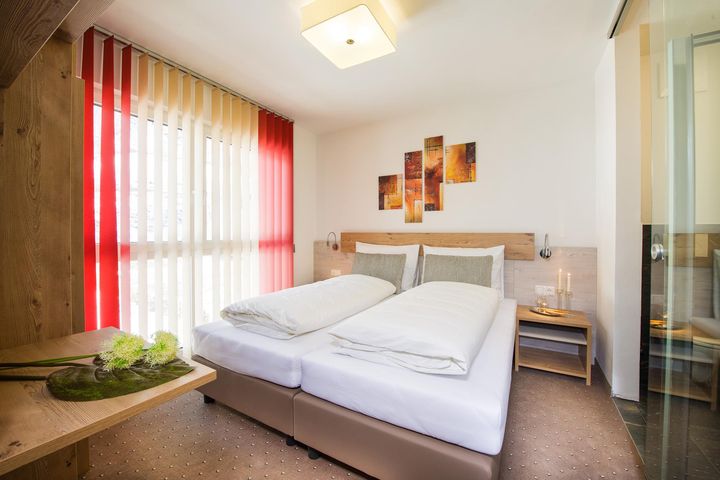 🏨 Votre hébergement - Jours 1 à 7