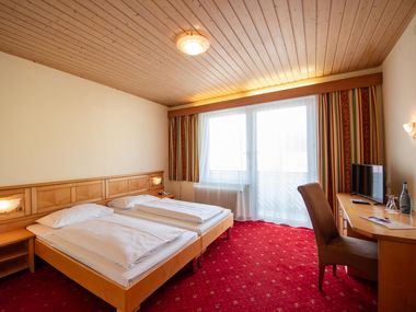 Aktivhotel Wei&szlig;er Hirsch