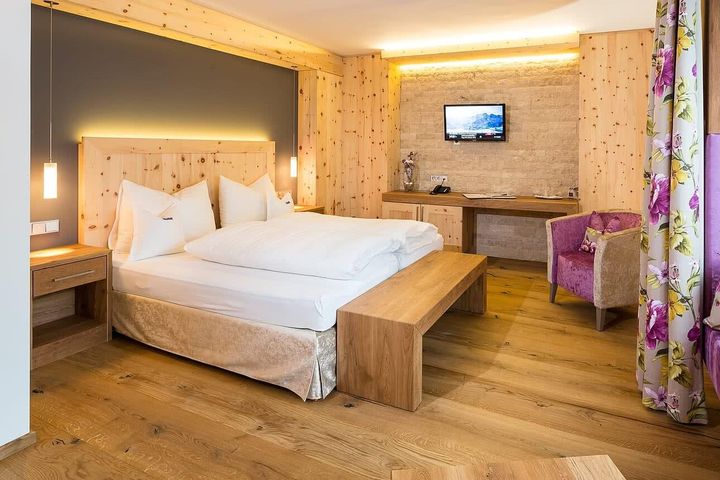 🏨 Votre hébergement - Jours 1 à 7