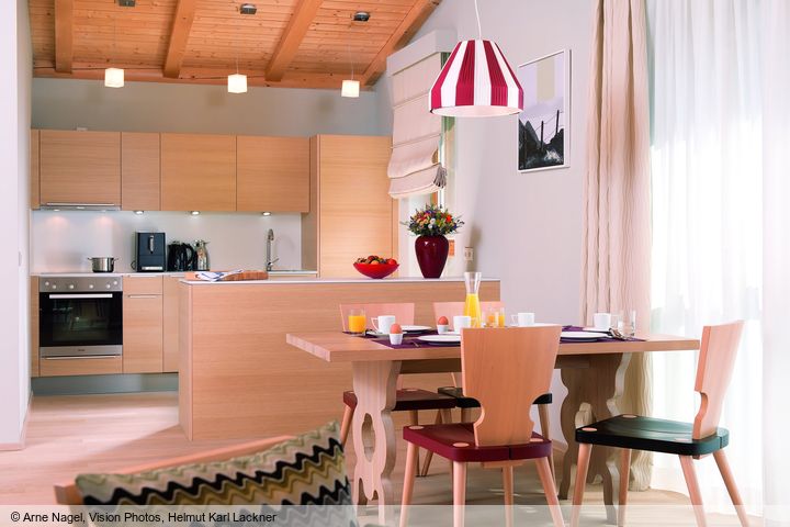 Doppelzimmer Du/WC (Bergseite), ÜF
