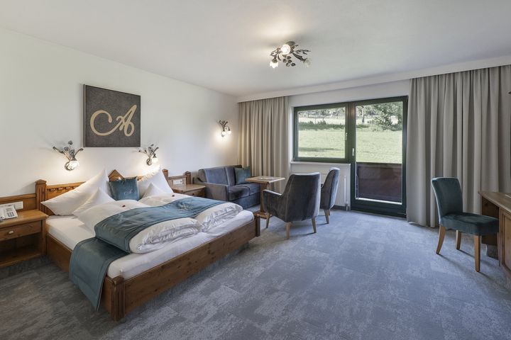 Doppelzimmer/2 Zustellb. Du/WC (Wilder Kaiser, max. 2 Erw. + 2 Kinder), HP PLUS