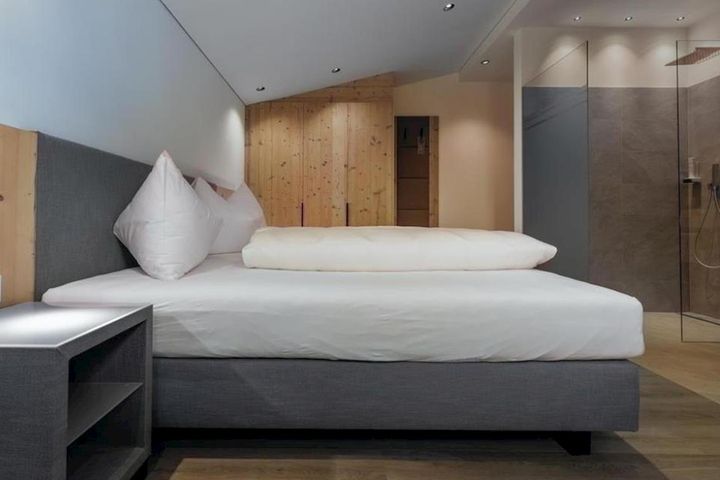 Doppelzimmer Du/WC (ca. 15-20 m², Active), HP
