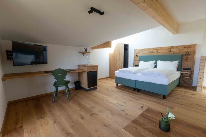 Doppelzimmer Du/WC, ÜF