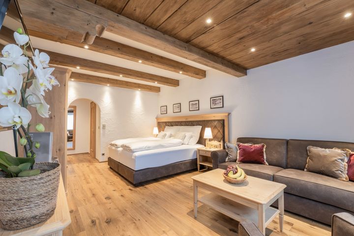 Doppelzimmer Du/WC (ca. 30 m², Classic), HP PLUS
