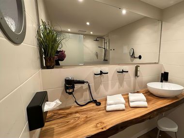 Alpina Lodge Hotel