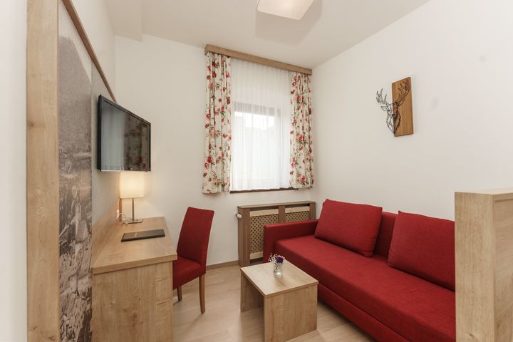 Doppelzimmer/Zustellb. Du/WC (ca. 25 m²), ÜF