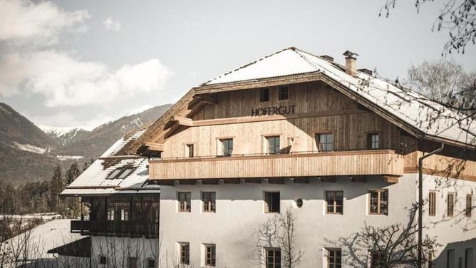 HOFERGUT Suites & Apartments - Bruneck-Kronplatz