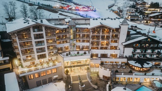 Hotel Alpine Palace