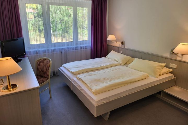 Doppelzimmer Du/WC, AI