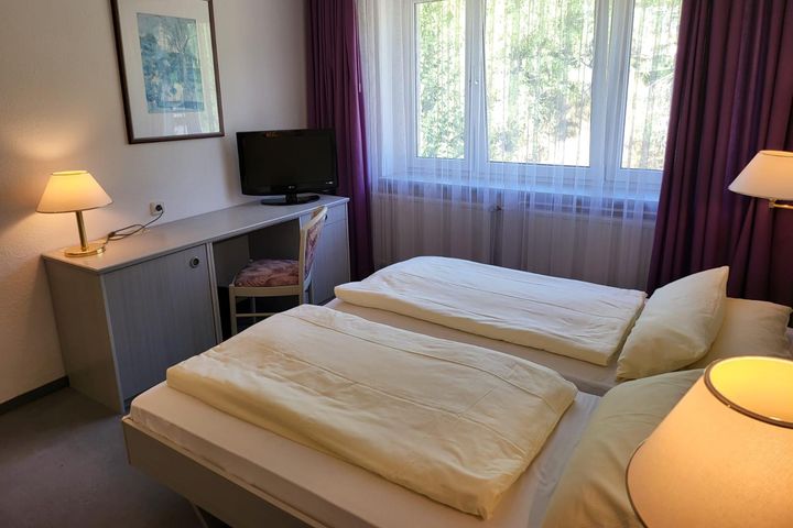 Doppelzimmer Du/WC, AI
