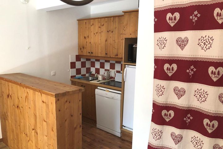 6-Pers.-Appartement (ca. 45 m², BAUXIT01), OV