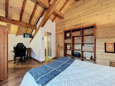 Chalet Oxalis