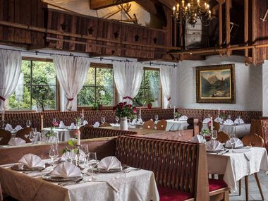 Hotel H&ouml;hlenstein