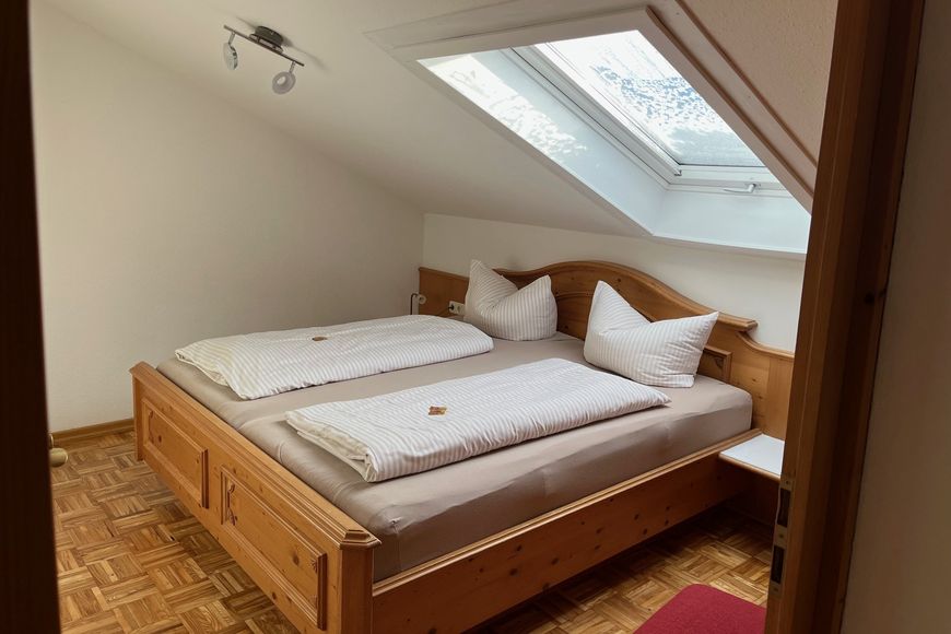 Apartm&aacute;n - 3 os. (cca 45 m&sup2;), BS
