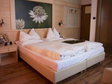Caminetto Mountain Resort