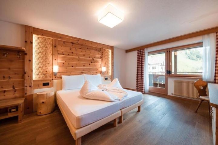 🏨 Votre hébergement - Jours 1 à 7