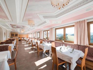 Hotel P&uuml;tia