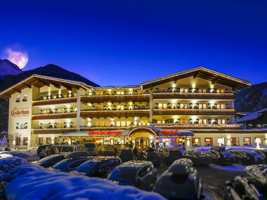Nationalparkhotel Klockerhaus in Krimml