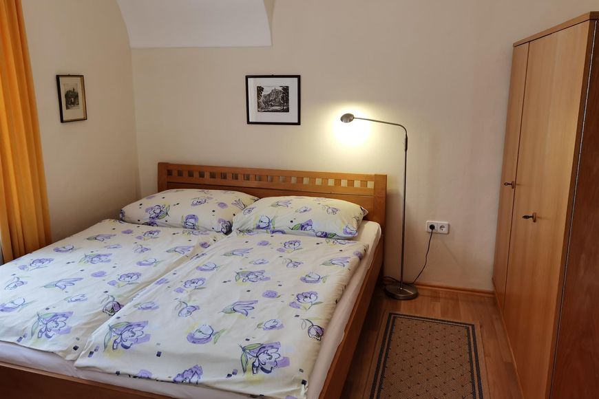 Apartm&aacute;n - 4 os. (cca 45 m&sup2;, Wohnung 1), BS