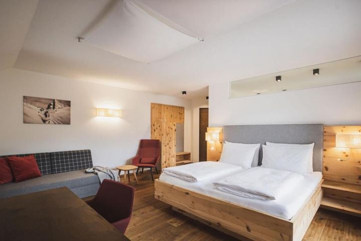 🏨 Votre hébergement - Jours 1 à 7