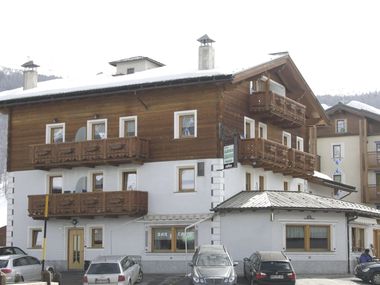 Garni Caravasc