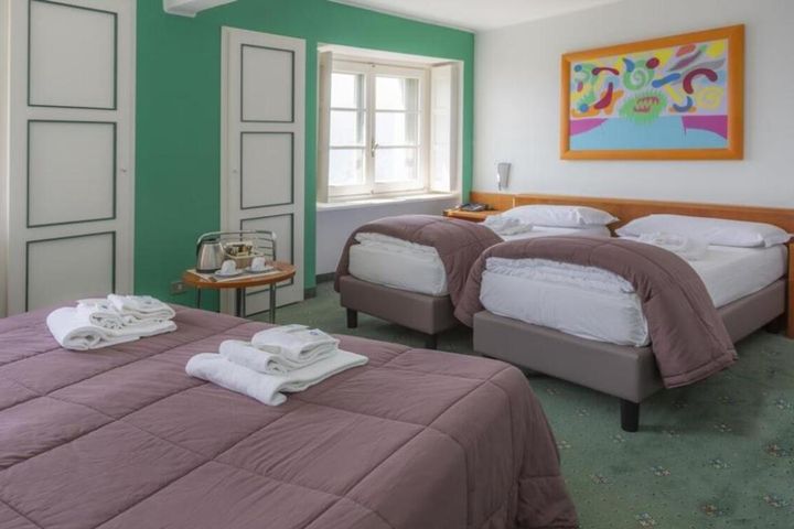 🏨 Votre hébergement - Jours 1 à 7