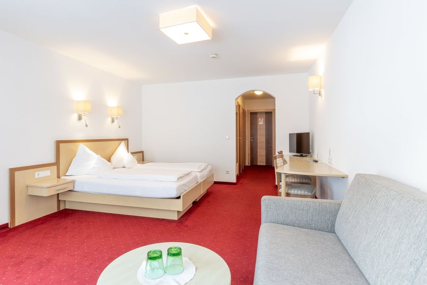 Dvoulůžkový pokoj pro jednu osobu, sprcha/WC, S Cover Photo