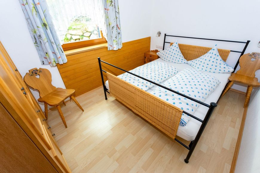 Apartm&aacute;n - 5 os. (cca 60 m&sup2;), BS