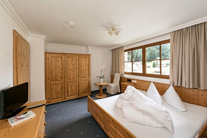 Jednolůžkový pokoj, sprcha/WC (cca 20 m²), P PLUS Cover Photo