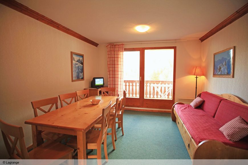 Apartm&aacute;n - 4 os. (cca 29 m&sup2;, VALB33), BS