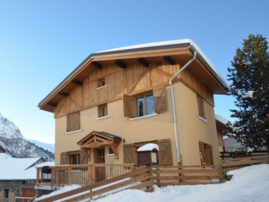 Chalet De Manou in St. Martin