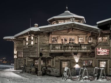Moonlight Apartments