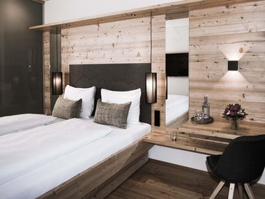 Tirol Lodge