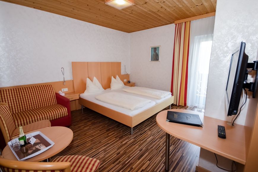 Jednolůžkový pokoj/přistýlka (dítě), sprcha/WC (dítěcca 13 m², standard, max. 1 dos. + 1 dítě), P PL Cover Photo