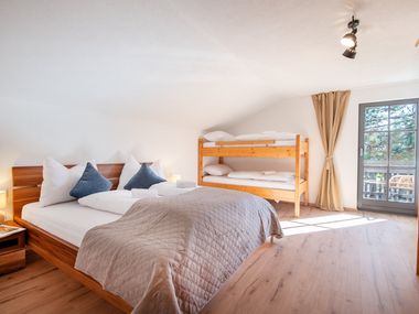 Easy City Apartments