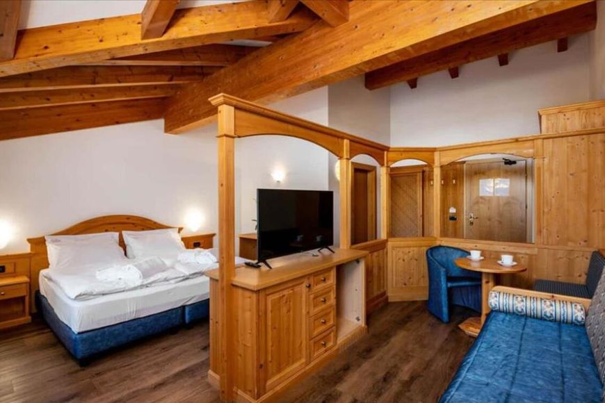 Dvoulůžkov&yacute; pokoj, sprcha/WC (Comfort), P