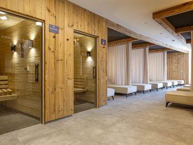 Fiss Suites by ALPS RESORTS