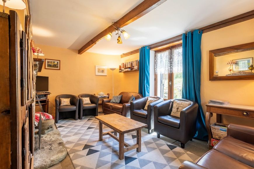 Chalet - 8 os. (cca 120 m&sup2;, MBENJAM), BS