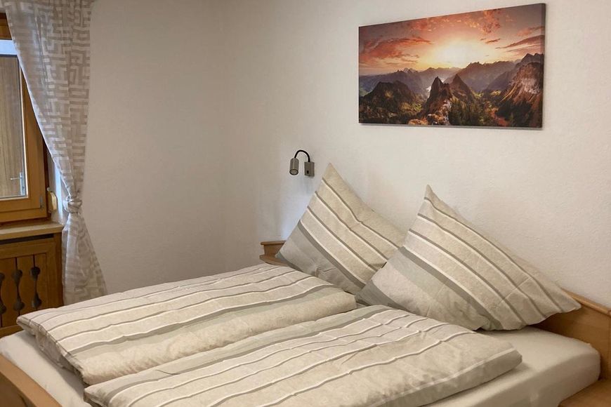 Apartm&aacute;n - 8 os. (cca 62 m&sup2;), BS