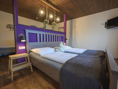 ROJ Rooms & Suites