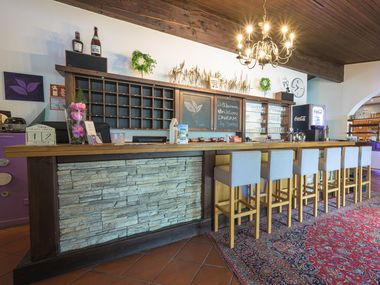 ROJ Rooms & Suites