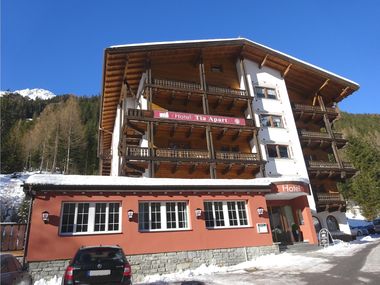 Hotel Tia Apart in Feichten