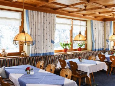Hotel Talblick und Appartements Paulishof