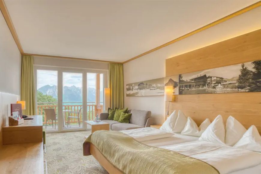 Dvoulůžkov&yacute; pokoj, sprcha/WC (cca 20 m&sup2;, standard), P