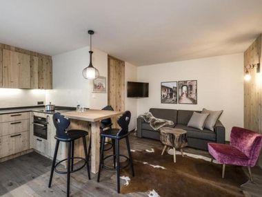 Presulis Hideaway Apartments