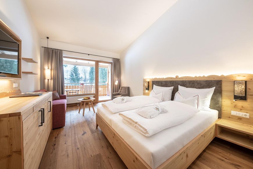 Dvoulůžkov&yacute; pokoj/2x přist., sprcha/WC (15 - 30 m&sup2;, max. 3 dos. + 1 d&iacute;tě), P PLUS