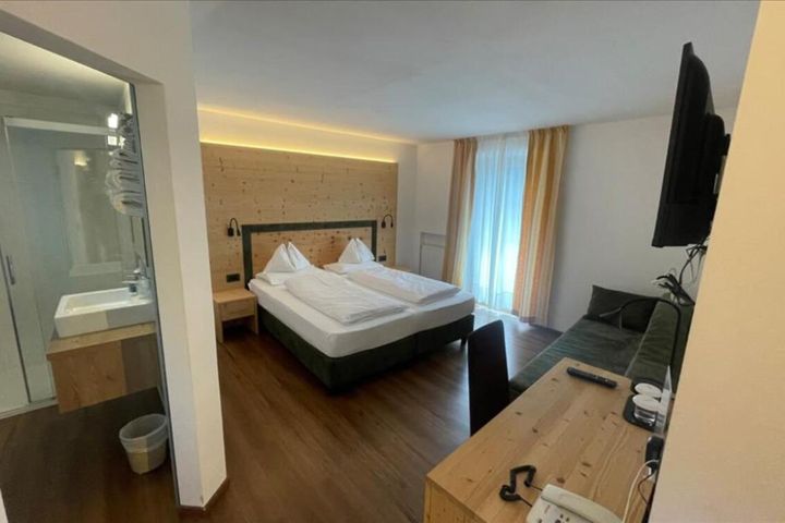 🏨 Votre hébergement - Jours 1 à 7
