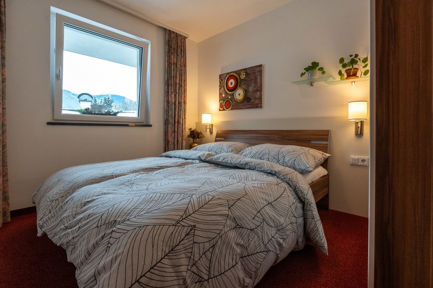 Apartm&aacute;n - 4 os. (cca 45 m&sup2;), BS